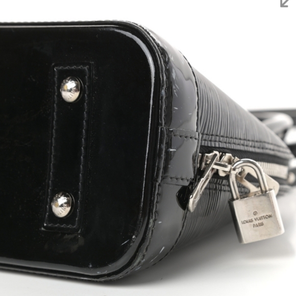 Louis Vuitton Alma BB Epi - Picture 4 of 6